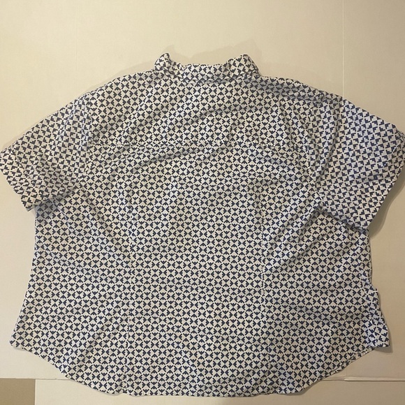 Liz Claiborne blue & white print short sleeve button down blouse size 4X - Picture 2 of 4